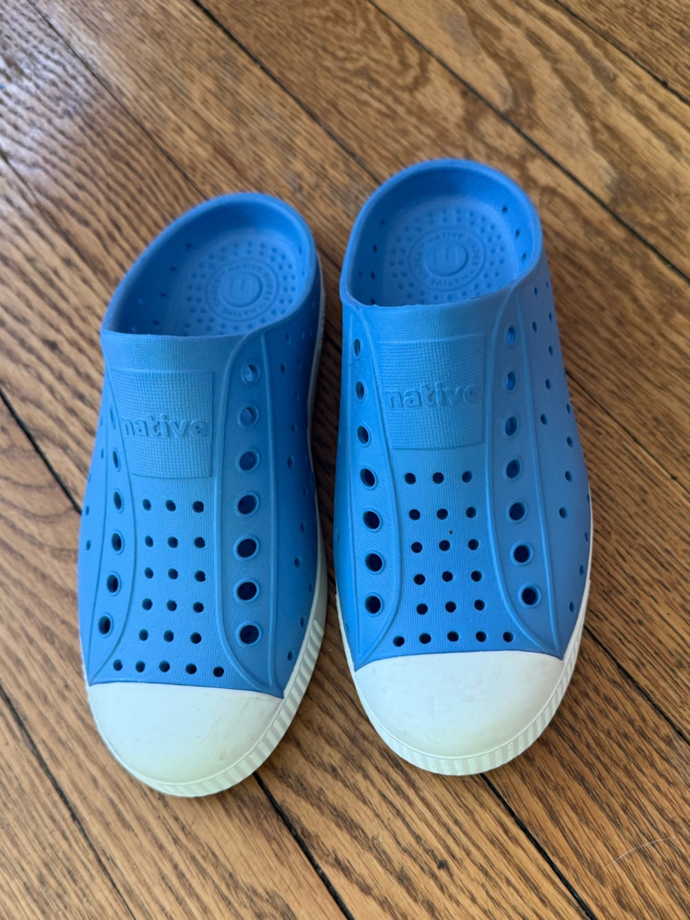 Native Jefferson Slip On - Size 1